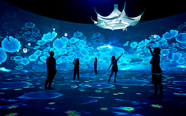 3D云展廳平臺的沉浸式體驗如何影響觀眾情緒？