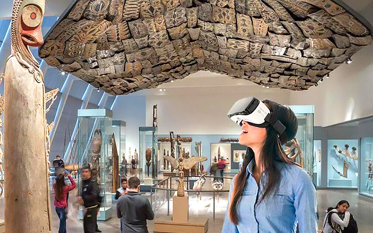 沉浸式體驗：參觀數字博物館虛擬展廳需要佩戴VR設備